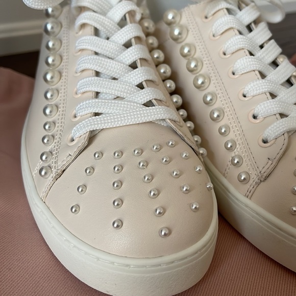 Brand new, never used, Stuart Weitzman Goldie convertible sneakers - Picture 4 of 7